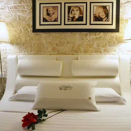 Le Dimore Del Garibaldi 4* 카사노 델레 무르제